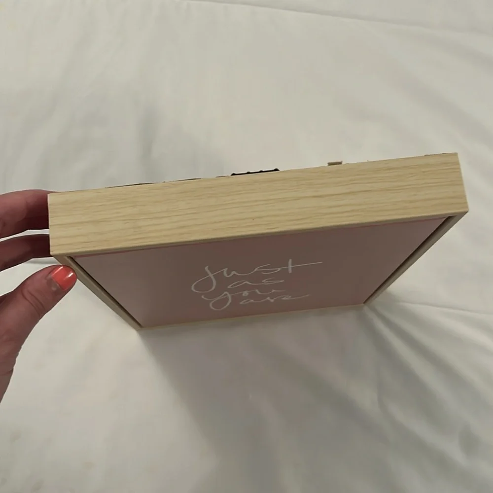 Pink Wall Art with Inspirational Quote - Picture 3 of 16